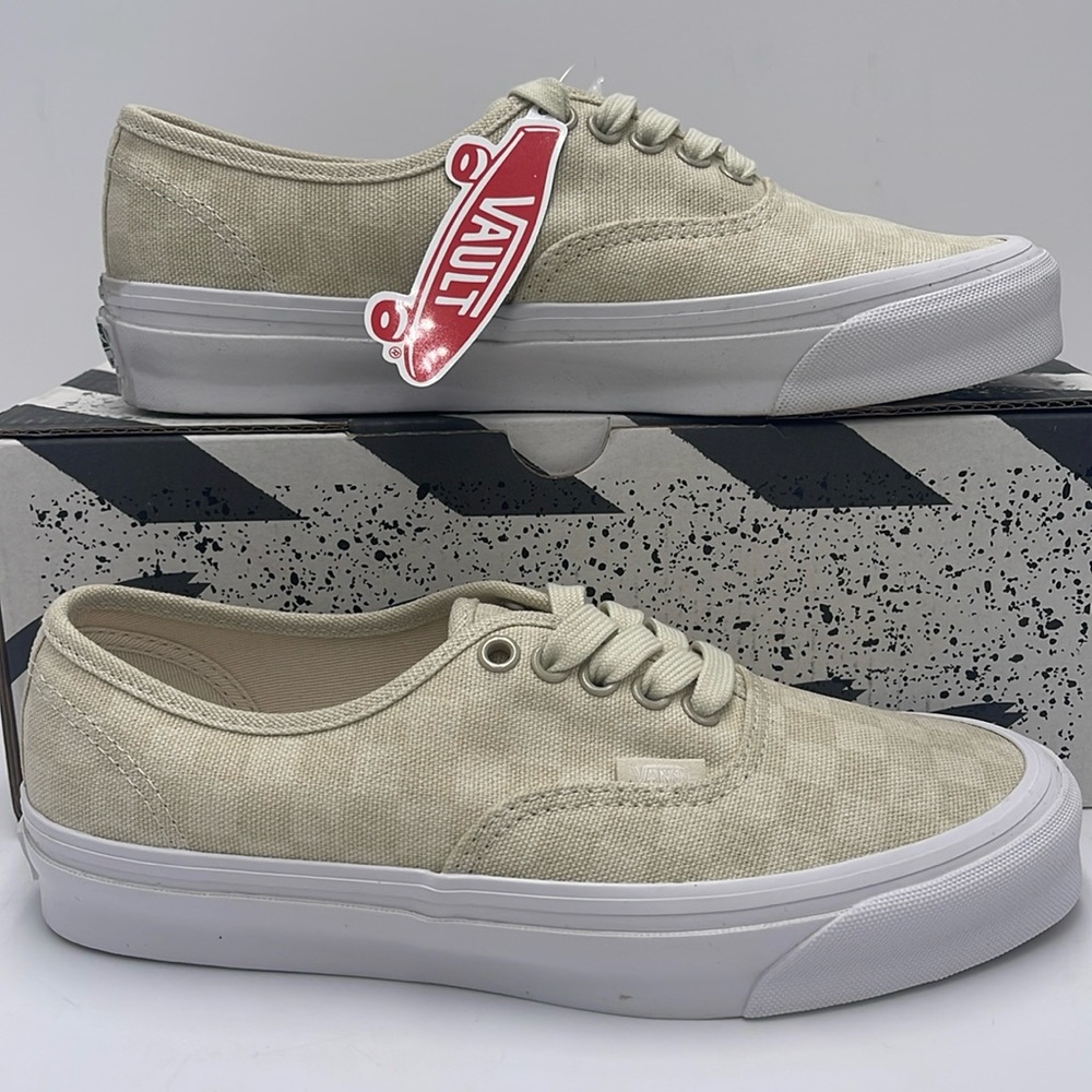 Vans WMNS 0g Authentic L Vault Checkerboard Vintag
VN0A5FBD0VW Sneakers